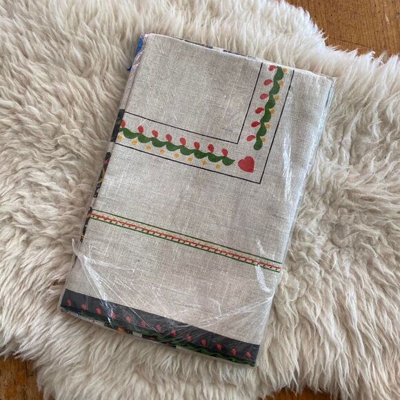 Parisian Prints Vintage Deadstock Linen Tablecloth - Picture 3 of 3